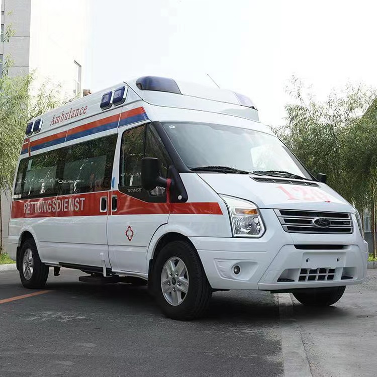 前进行动不便者长途救护车租赁：安全转运的核心注意事项​